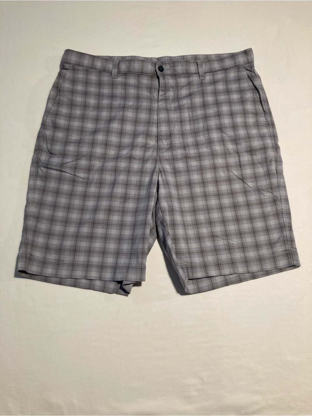 Caribbean Men's Gray Plaid Casual Shorts Size 36